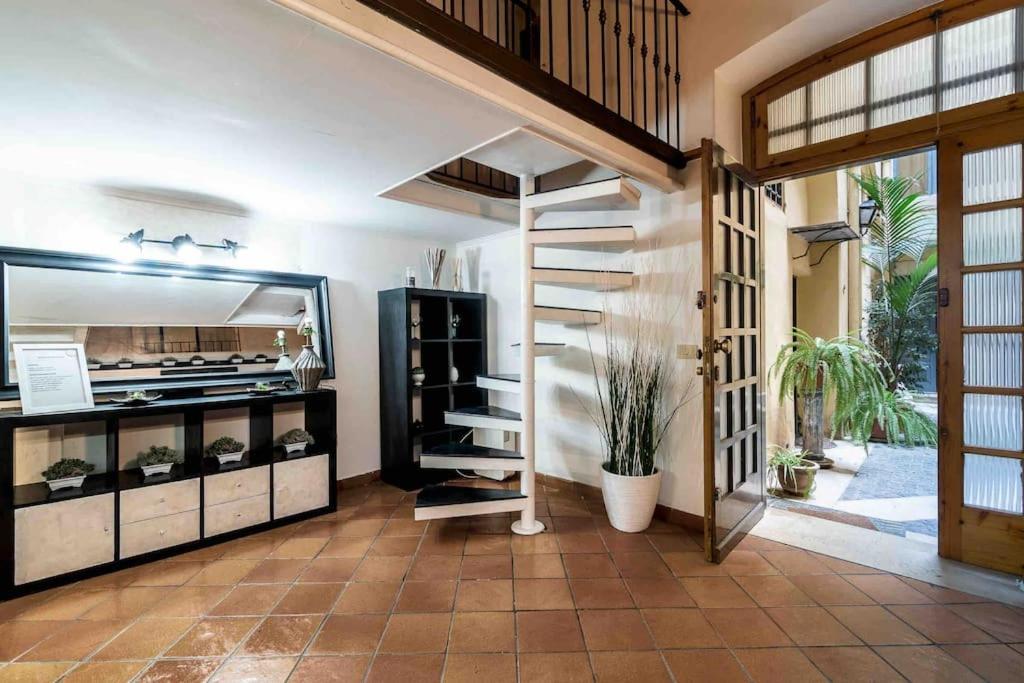 Apartmán Via Dei Cestari Loft Řím Exteriér fotografie