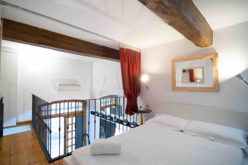 Apartmán Via Dei Cestari Loft Řím Exteriér fotografie
